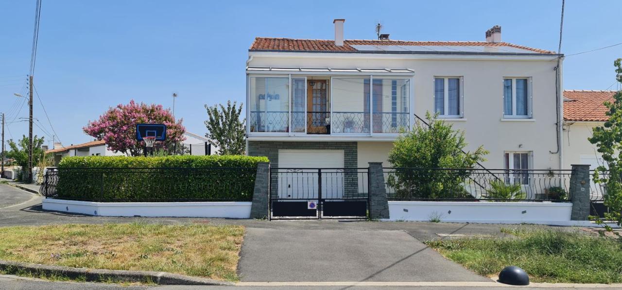 Belle Maison Avec Jardin Rdc T3 De 70M2 Vacances Ou Cure Thermale Rochefort Rochefort (Charente-Maritime) Exterior foto